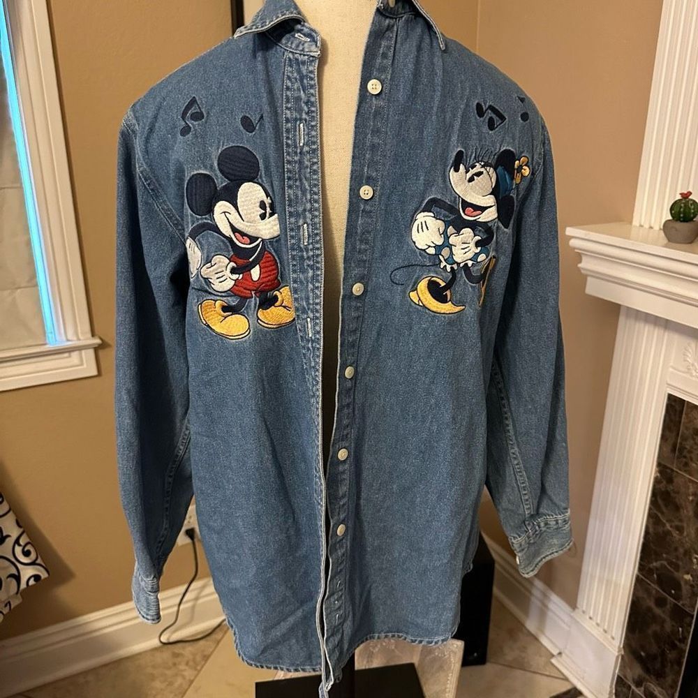Vintage Disney store Mickey and Minnie chambray button up small